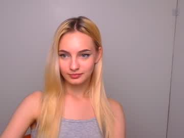girl Singles & Couples Sex Cam with lexy_meoww