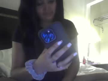girl Singles & Couples Sex Cam with nikki_graves