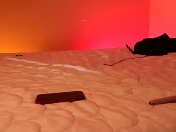 couple Singles & Couples Sex Cam with queenblondiee1