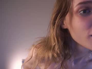 girl Singles & Couples Sex Cam with monaelin