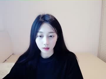 girl Singles & Couples Sex Cam with sunmer_ari