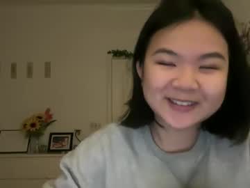 girl Singles & Couples Sex Cam with flowerlvr