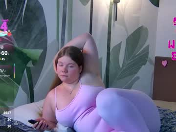 girl
        rubyvalen cam image #253960