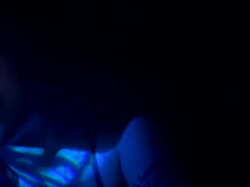 girl Singles & Couples Sex Cam with sadethevixen777