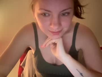 girl Singles & Couples Sex Cam with itslizzy21