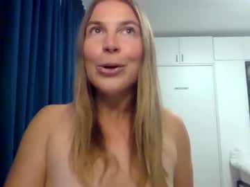 girl Singles & Couples Sex Cam with story_of_sarah