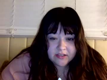 girl Singles & Couples Sex Cam with bbygirlauty