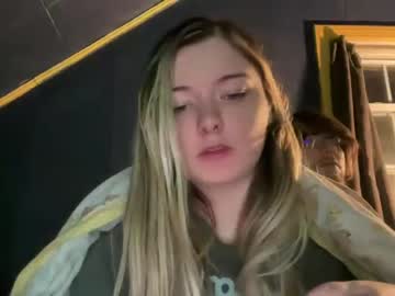 couple Singles & Couples Sex Cam with 9inchdaddysan