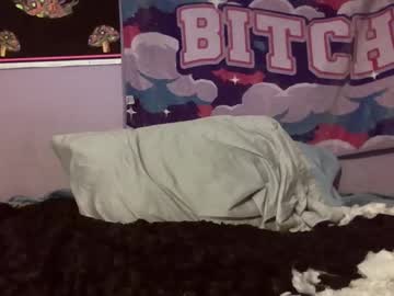 girl Singles & Couples Sex Cam with mandyxmay