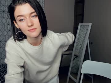 girl Singles & Couples Sex Cam with mias_energy