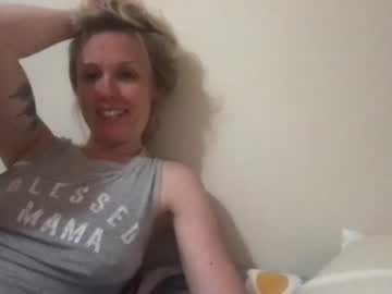 girl Singles & Couples Sex Cam with eveandtheforbiddenfruit