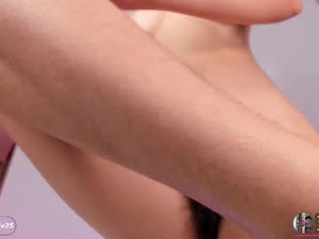 girl Singles & Couples Sex Cam with valentina69t