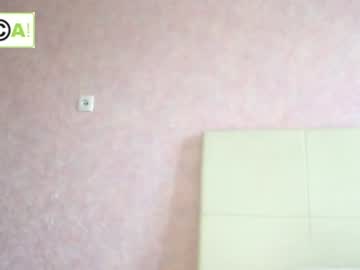 girl Singles & Couples Sex Cam with ella_hey