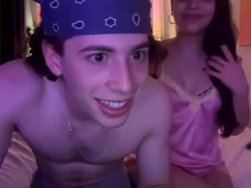 couple Singles & Couples Sex Cam with yaraandleo