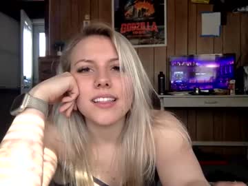 couple Singles & Couples Sex Cam with povkingx