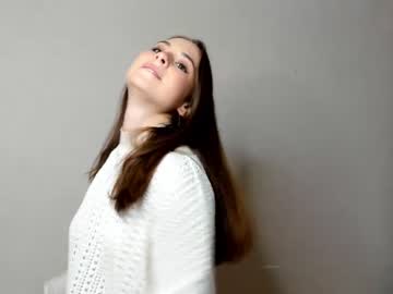 girl Singles & Couples Sex Cam with jeanne_curtis