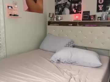 girl Singles & Couples Sex Cam with daisy_sparx