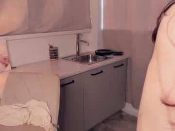 girl Singles & Couples Sex Cam with udelabrookins