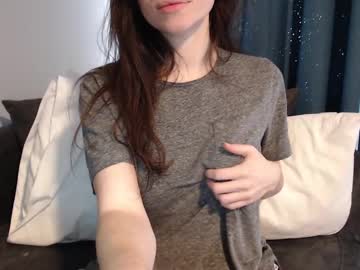 girl Singles & Couples Sex Cam with tinyytina