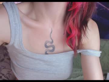 girl Singles & Couples Sex Cam with ohmygoddestkimmy