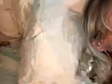 couple Singles & Couples Sex Cam with missmeow2813