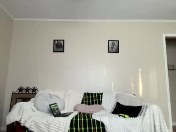 girl Singles & Couples Sex Cam with freaky_coupletg69